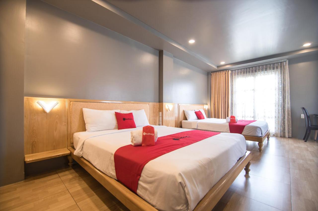 Reddoorz Plus Near Secc Ho Chi Minh City Exterior photo